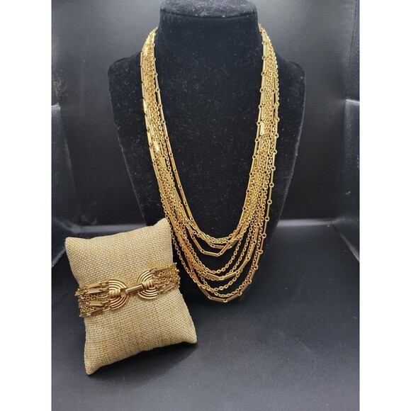 Vintage Gold tone Sarah Coventry Long Heavy Layered Necklace and Bracelet - Picture 2 of 11